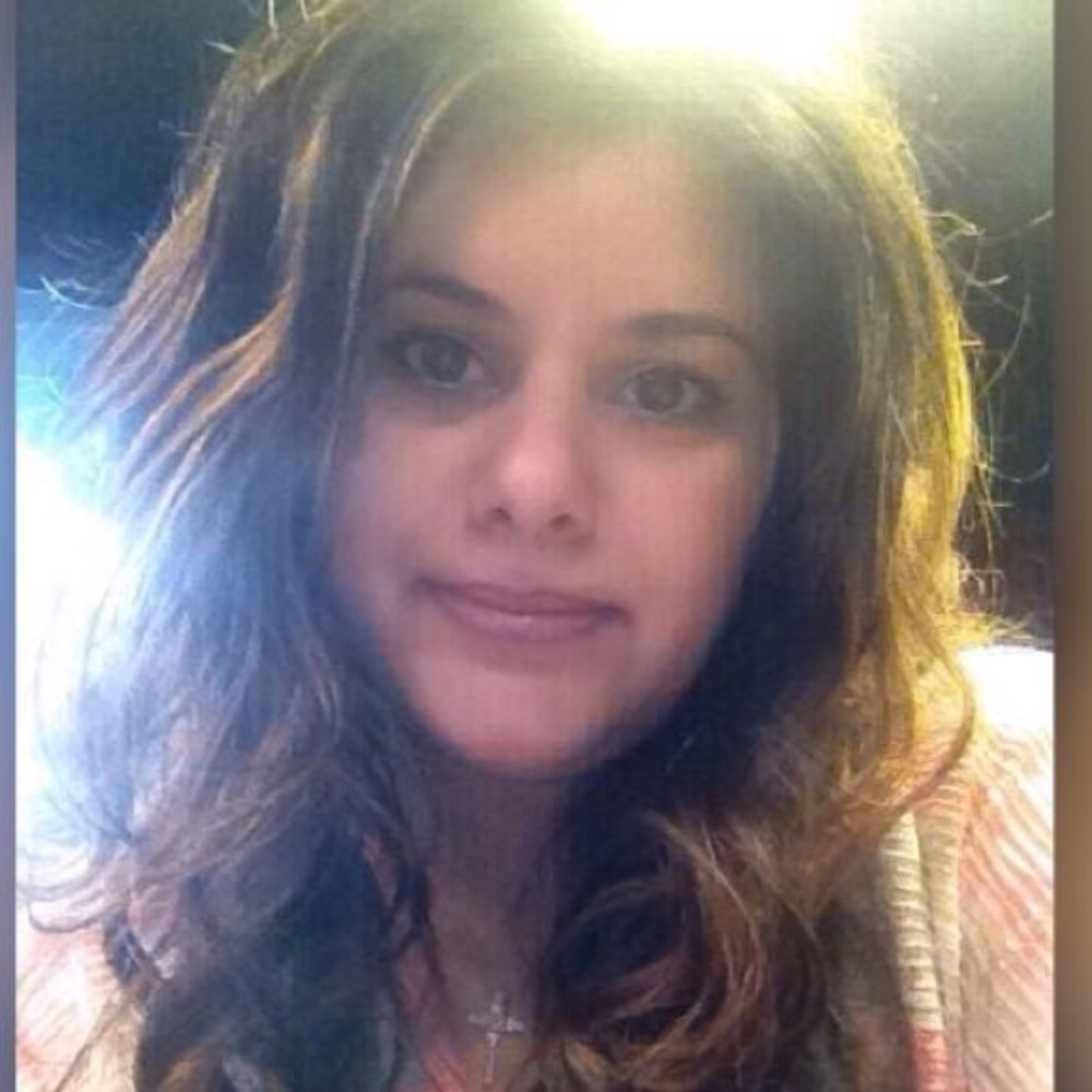 Meet your Posher, Anaida - Picture 2 of 2